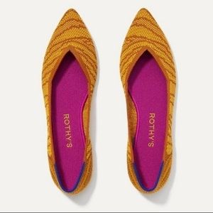 NWT Rothy’s Golden Zebra Pointed Flats